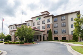 Holiday Inn Express & Suites Lexington North West-The Vineyard by IHG